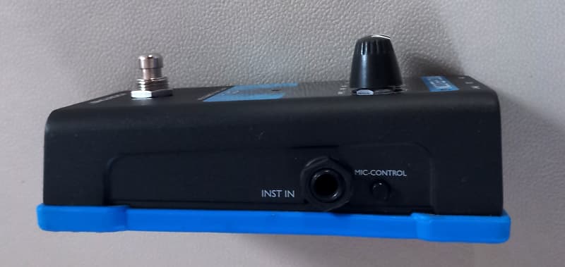 TC Helicon VoiceTone C1 | Reverb Canada