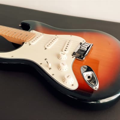 Fender Stratocaster American Deluxe (Left-handed) for sale