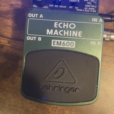 Behringer EM600 Echo Machine Pedal | Reverb