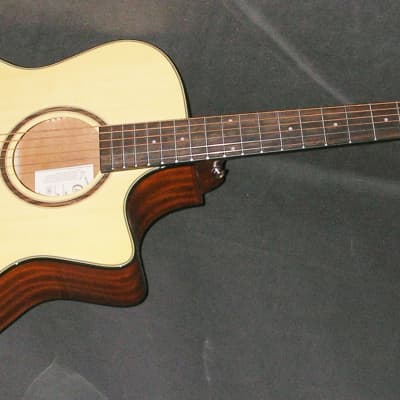 Crafter  HG-250 CE/Acoustic Guitar /Electronics / Natural image 1