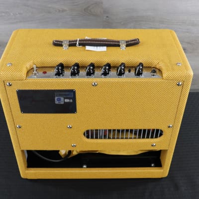 Fender Blues Junior III 15-Watt 1x12
