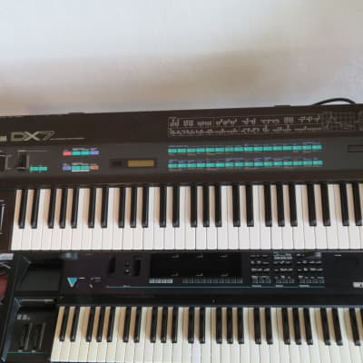 Yamaha DX7 Programmable Algorithm Synthesizer