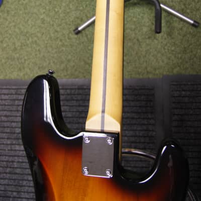 Johnson left handed bass guitar in sunburst finish image 6