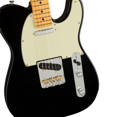 Fender AMERICAN PROFESSIONAL II TELECASTER (BLACK,MAPLE FRETBOARD) image 2