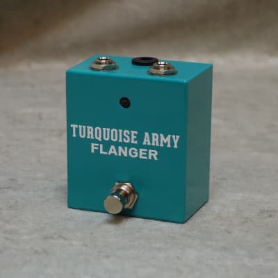Henretta Engineering Turquoise Army flanger mint image 1