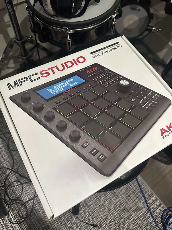 Akai MPC Studio Music Production Controller V1 | Reverb