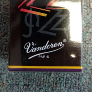 Vandoren SR4135 ZZ Alto Saxophone Reeds - Strength 3.5 (Box of 10)