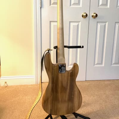 Glarry GP Left Handed Electric Bass with extras image 3