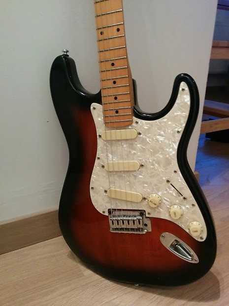 Cheri stratocaster new arrivals