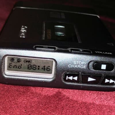 VINTAGE Sony MZ-E40 Mini disc Walkman Player W/ Case 1997 Black/Grey image 2
