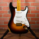 Fender Custom Shop '57 Reissue Stratocaster Relic 2021 Sunburst OHSC COA