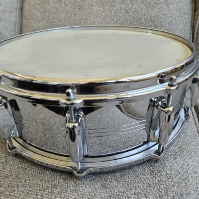Slingerland 5x14 10 lug brass radio king snare drum 1965 - Chrome image 5