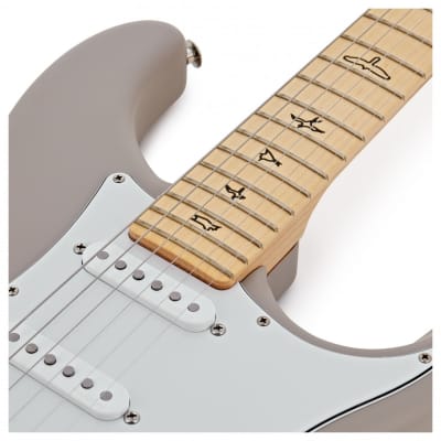 PRS - JM SILVER SKY MAPLE MOC SAND SATIN - Guitare électrique 6 cordes Modèle John Mayer Silver Sky Signature image 4