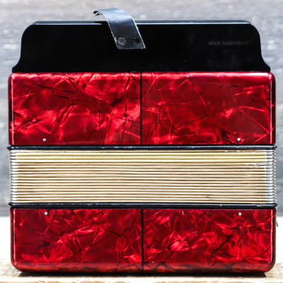 Hohner Erica 2-Row 8-Bass 21-Treble Button G-C Red Diatonic Accordion w/Case image 3