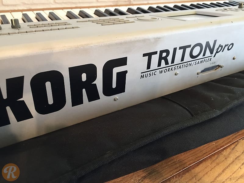 Korg Triton Pro 76-Key 62-Voice Polyphonic Workstation (1999 - 2000) image 4