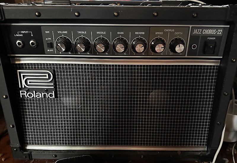 Roland JC-20 Jazz Chorus 20-Watt 1x5