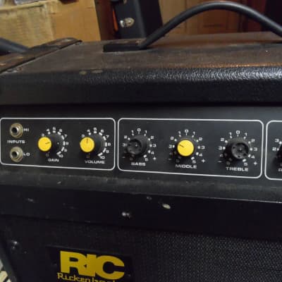 Vintage Rickenbacker RG60 Amplifier image 3