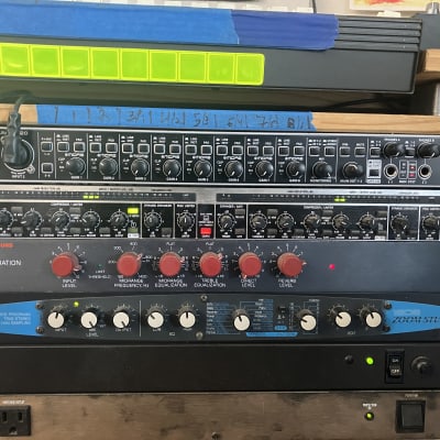 Behringer Autocom Pro-XL MDX1600 2-Channel Dynamics