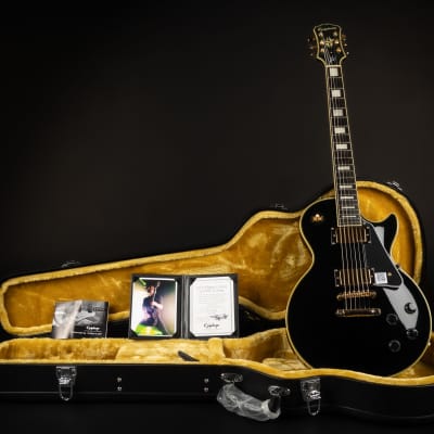 ギター epiphone Bjorn Gelotte Les Paul Custom Epiphone Bjorn Gelotte Les Paul Custom - Ebony | Sweetwater