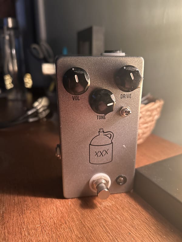 JHS Moonshine V1