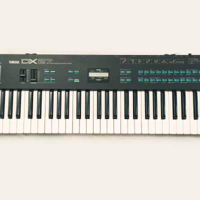 Buy used YAMAHA DX-27 Vintage FM Synthesizer Made in JAPAN - 1985. Great Condition !