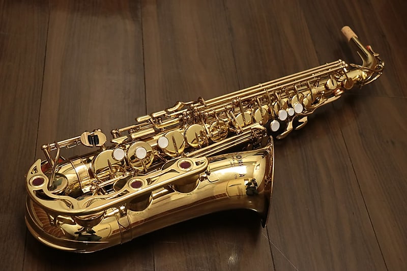 Yamaha YAS-32 Alto Saxoophone | Reverb