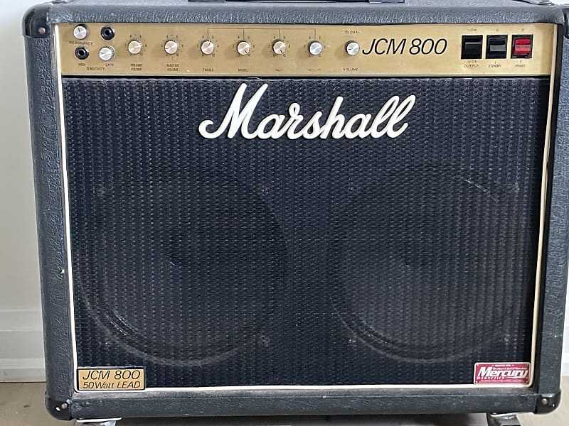 Marshall JCM 800 Lead Series Model 4104 50-Watt Master Volume 2x12