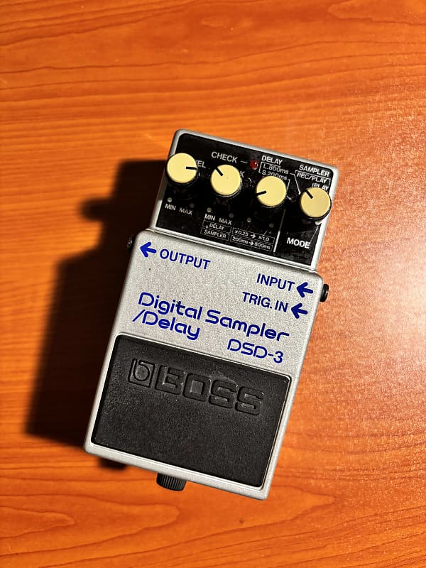 BOSS デジタルサンプラー/ディレイ DSD-3 dsd-3-digital-samplerdelay-