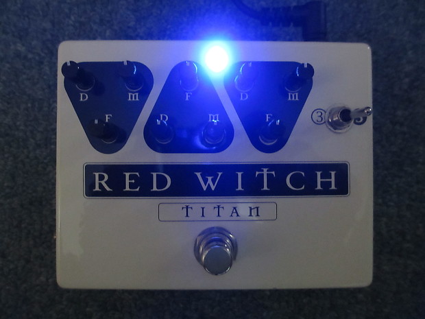 Red Witch Titan Delay THREE Analog Delays In One | Reverb