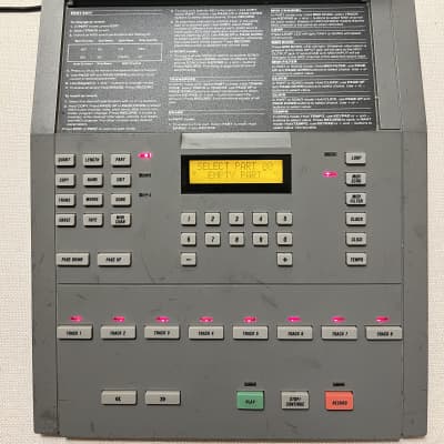 Alesis MMT-8 Multi-Track MIDI Recorder Sampler/Sequencer 1987 - 1992 - Grey