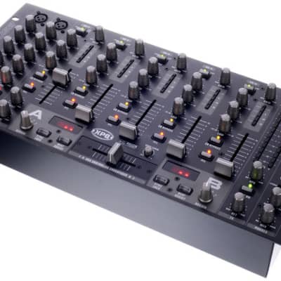 Behringer VMX1000USB Professional 7-Channel Rackmount DJ Mixer image 1