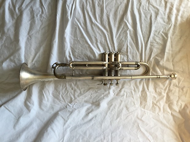 Cavalier Vintage Trumpet Silver