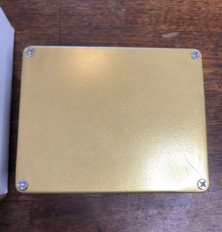 ギター Lovepedal 200 Lbs of Gold Lovepedal 200 lbs of Gold - What To Know & Where To Buy