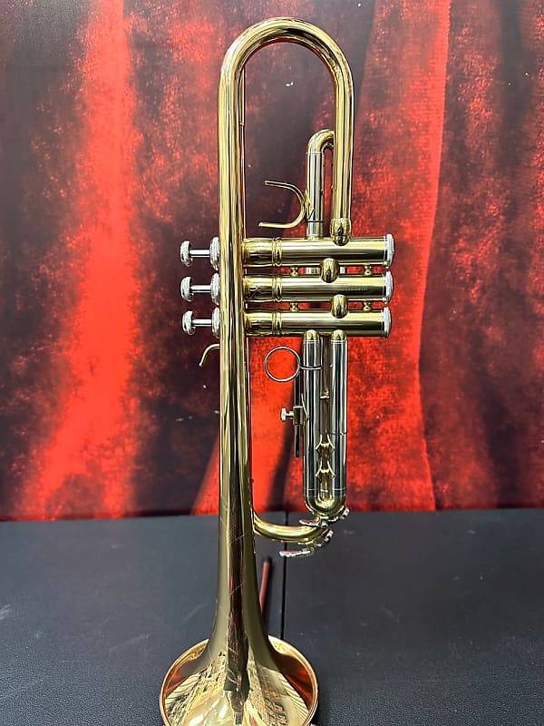 Amazon.co.jp: Jean Baptiste TP483LE Trumpet, Lacquer : 楽器