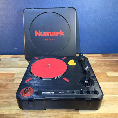 Numark PT01 Scratch Portable Turntable with DJ Scratch Switch