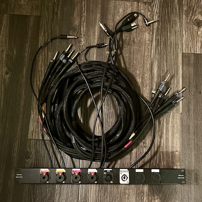 BestTronics Pro Audio Patchbay + 25 ft Loom Reverb