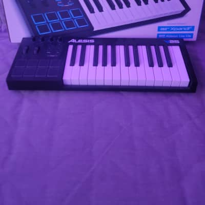 Alesis Q25 25-Key USB MIDI Controller Keyboard 2010s - Black