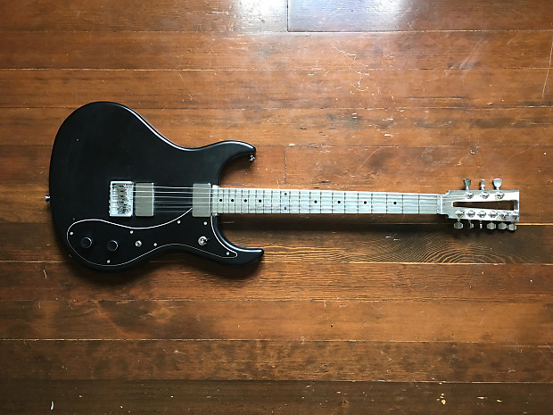 First hotsell guitar company