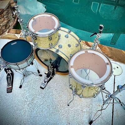 DW Collector’s Maple VLX 3pc Kit in Vintage Marine Pearl image 4