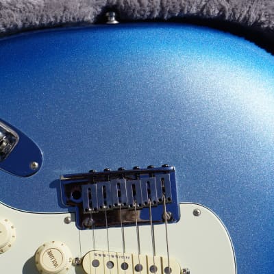 Fender Elite Stratocaster 2016 Blue Sky Burst Metallic image 10