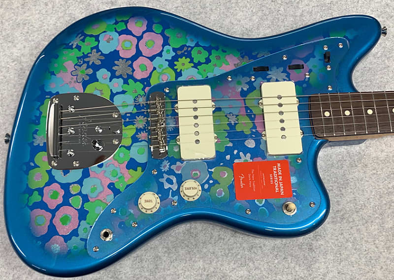 Fender Made in Japan Traditional 60s Jazzmaster®, Rosewood