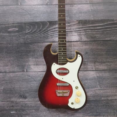 Silvertone 1457 Guitar with Amp in Case Electric Guitar (Cleveland, OH) for sale