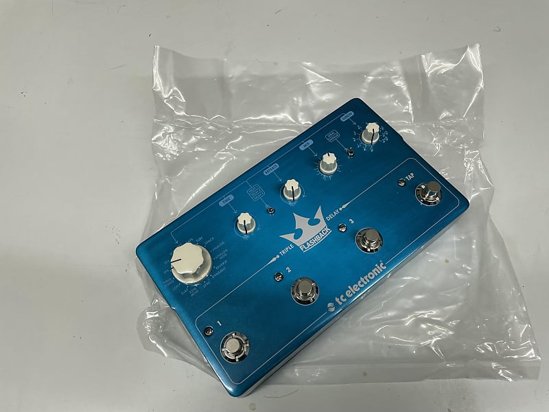 ギター t.c. electronic Flashback triple delay TC Electronic Flashback Triple Delay Pedal | Long & McQuade