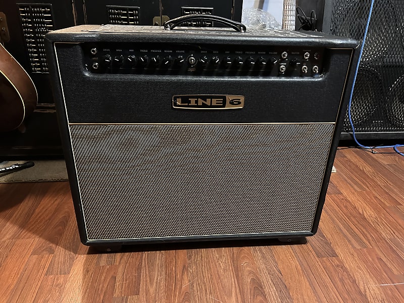 Line 6 DT50 212 50-Watt 2x12" Digital Modeling Guitar Combo image 1