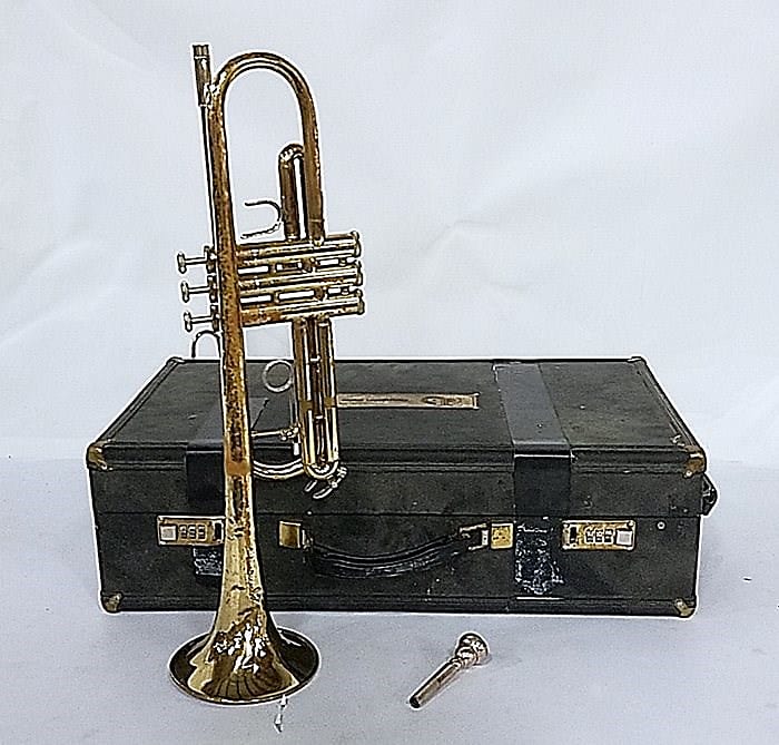 Bach TR300 Trumpet, USA, w/ Case & Mouthpiece, acceptable condition image 1