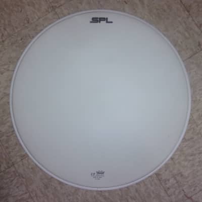 SPL Sound Percussion Labs 18" Bass Drum White Batter side Head New by Remo UT image 1