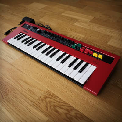 Yamaha Reface YC Mini Mobile Keyboard 2015 - Present - Red