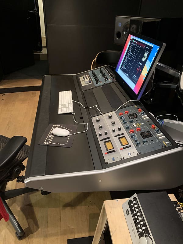 Sterling Modular MultiStation 3 Bay Producer Reverb