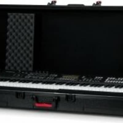 Gator TSA ATA Deep 88-note Keyboard Case w/ Wheels image 7