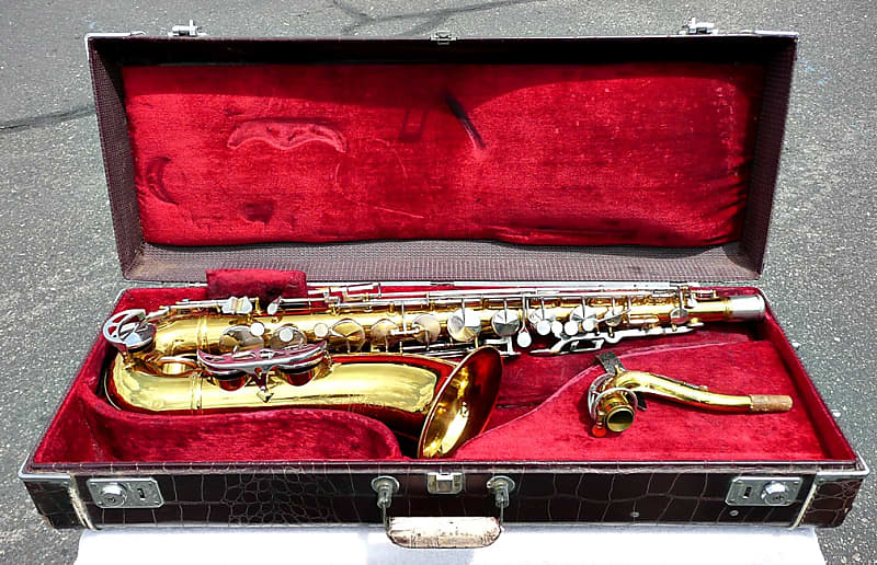 Vintage 1963 King Zephyr Tenor Saxophone with Case - Sounds